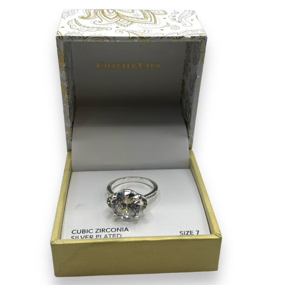 NEW Macy's Oval Crystal Ring Size 7 Silver Plated Pave Cubic Zirconia Engagement - Picture 4 of 10